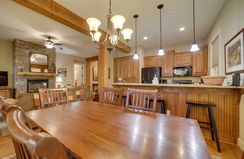 Bear Lake Reserve Condo | Pool & Beach: Cozy Condo in Bear Lake Reserve!