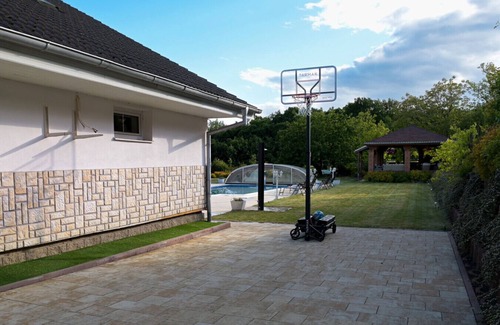 Probostov House | Pool cottage retreat near Prague