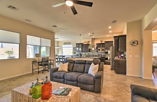 Montecito in Estrella House | Pool, Fire Pit & Putting Green: Goodyear Retreat!