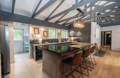 Die Boord House | Pool & Garden Winelands Retreat