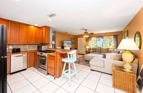 Lake Worth House | Pool, Grill, & Chill (in Sunroom)