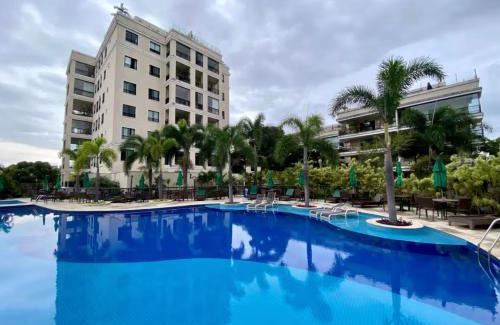 Laranjeiras Apartment | Pool, Gym & Spa in the Heart of Rio