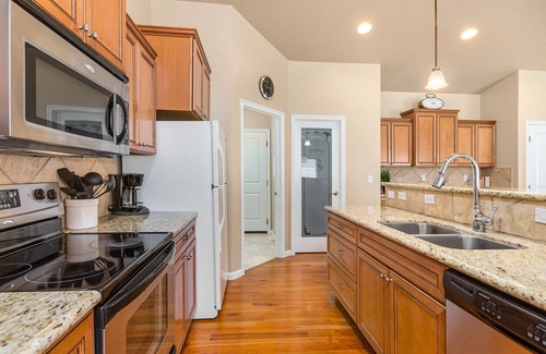 Meridian House | Pool!,Hardwood, Granite,