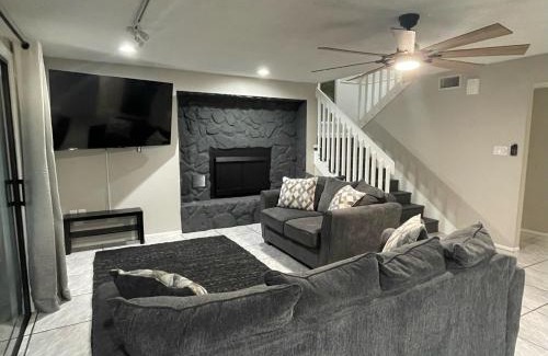 Temple Terrace House | Pool Home at Busch Gardens USF