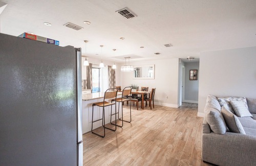 San Carlos Park House | Pool Home in Beautiful San Carlos, 10 Mins from airport, 15 Mins from beach