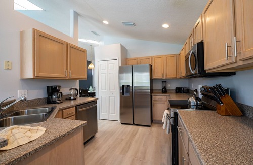 Solana House | Pool Home in Gated Resort with Extensive Amenities Close to WDW