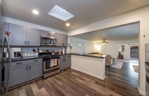 Tucson House | Pool/Hot Tub/3 BR/3 BA/Huge Yard/Fenced