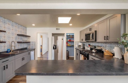 Tucson House | Pool/Hot Tub/3 BR/3 BA/Huge Yard/Fenced