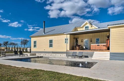 Schulenburg House | Pool, Hot Tub and Game Room Schulenburg Retreat
