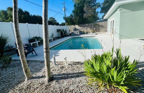 Bay Acres House | Pool, Hot tub, Close to Beaches, Shopping, More!