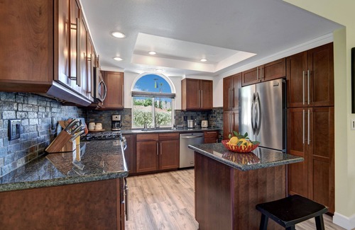 Palm Springs House | Pool, Hot Tub, Firepit, Grill + Pergola | Gobi by AvantStay | Permit #5102