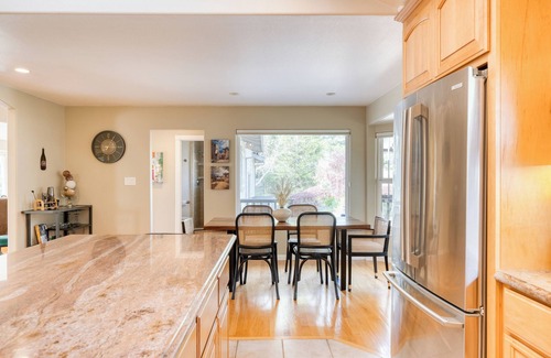 Sebastopol House | Pool + Hot Tub + Game Room | Mins from Sebastopol & Russian River | Baker Ln