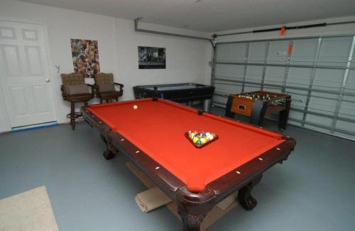 Cumbrian Lakes House | Pool Hot Tub Game Room Near Theme Parks