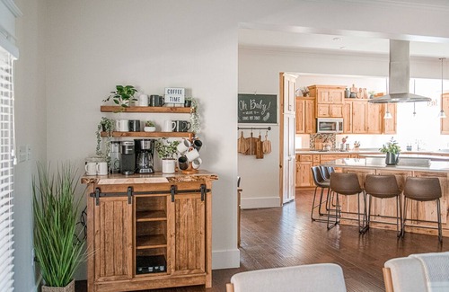 Potts Grove House | Pool, Hot Tub, Indoor Slide, PICKLEBALL, Game room, and so much more. Sleeps 20.