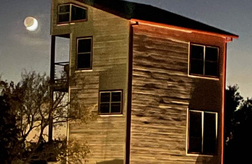 Mineral Wells House | Pool/Hot Tub, Spectacular Views, Sleeps 14: Ranch Property on the Brazos River