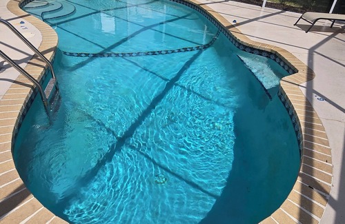 Citrus Springs House | Pool house fits 8 comfortably, 2 living rooms, close to rivers, ocean, springs