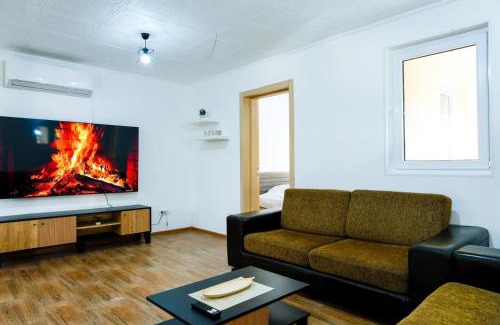 Podgorica Capital City House | Pool House Paun