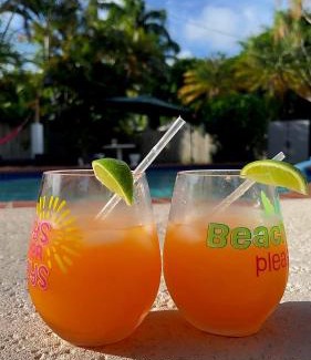Cutler Bay House | Pool House Resort heated swimming pool family getaway