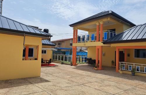 Accra Apartment | Pool House Retreat in Accra