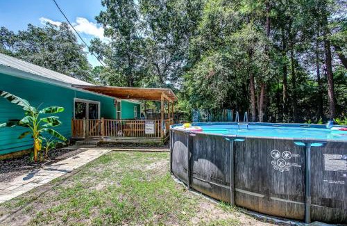 Montgomery House | Pool House! Sweet Sunny Retreat- Both Houses