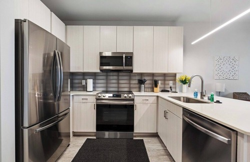 Madison Apartment | Pool. In-Unit Washer & Dryer. Garage Parking.