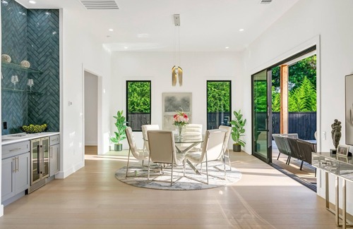 Northwest Dallas House | Pool/Jacuzzi/ 5-bedroom Luxurious house