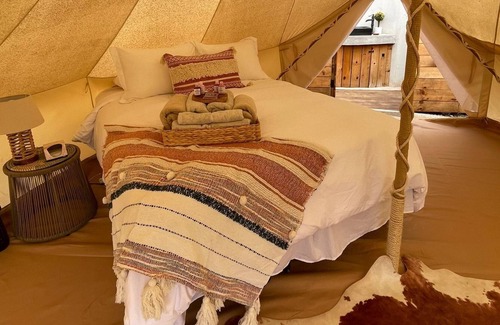 San Antonio de las Minas House | Pool/Jacuzzi/Private bathroom Valle de Guadalupe Sunset Tent