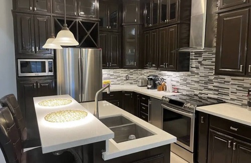 McAllen House | Pool/Kingbed/Awesome grill