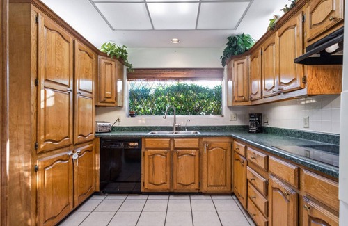 Duncanville House | Pool 🏊🏼‍♂️ Oasis 🏝 Amazing Home, Pool, Grills, Fire Pit 🔷 Central Location