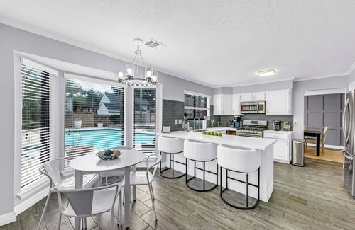 Barker House | Pool oasis Home away from Home