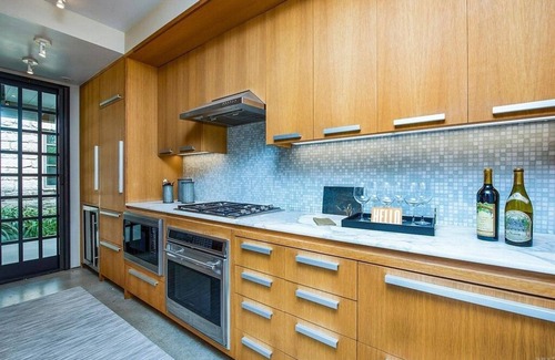 St. Helena House | Pool, Olive Grove, Bocce Court, Walk to town