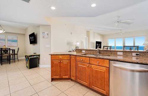 Ocean View Halifax Estates Condo | Pool Open! Sanibel Condo - Direct Oceanfront #504