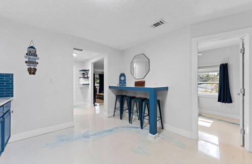 Gulfport House | Pool Paradise | Gym, Sauna, Bar