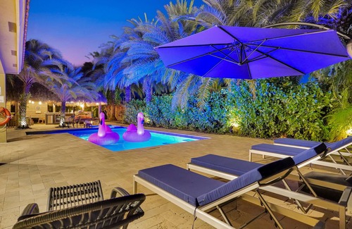 Homestead House | Pool Paradise with Theater Gym Gated RV Boat Parking