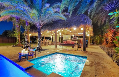 Homestead House | Pool Paradise with Theater Gym Gated RV Boat Parking
