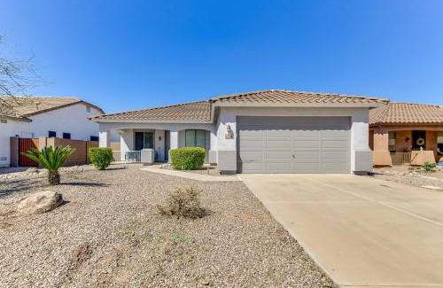 San Tan Valley House | Pool, Patio and Grill San Tan Valley Escape!