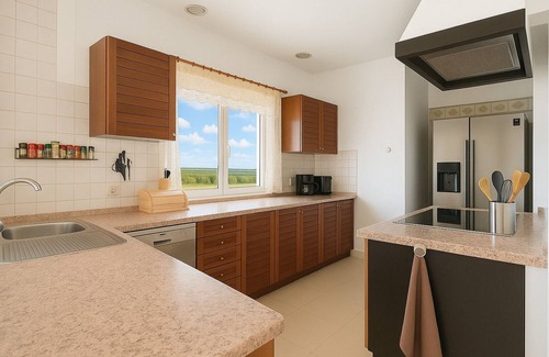 Luzianes Villa | Pool, Patio, BBQ, 160Mbps, Mtn View, Scenery