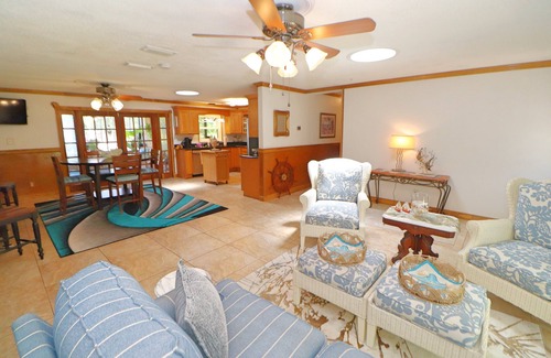 Volusia County House | Pool, Pony and Rural Bliss, minutes away from the Intracoastal.
