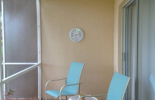 Naples Condo | POOL POOL POOL nFANTASTIC 2 BR/2 BA NEXT TO POOL & CLUBHOUSE ON THE FIRST FLOORn