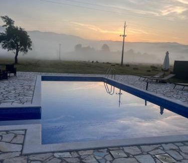 Pricelje Villa | Pool & River House - Lazara