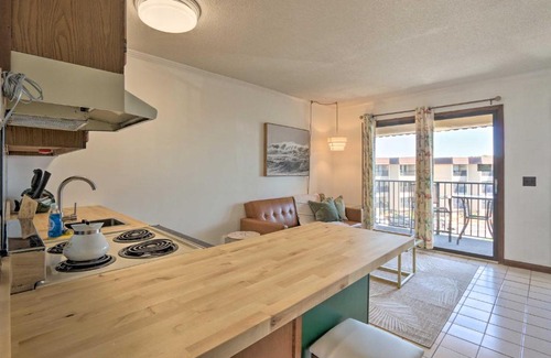 Folly Field Apartment | Pool, Spa and Dining Beach Condo in Hilton Head!