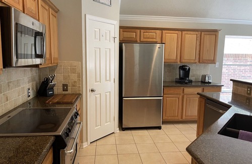 Alden Bridge House | Pool & spa in The Woodlands. Available now!