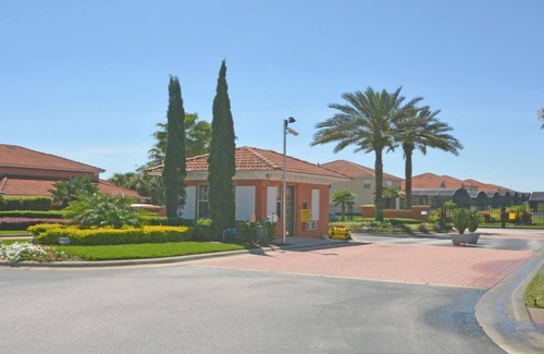 Solana House | Pool/Spa Spacious 4/3 Villa 2 Suites Cable,GmRm,WiFi,Netflix