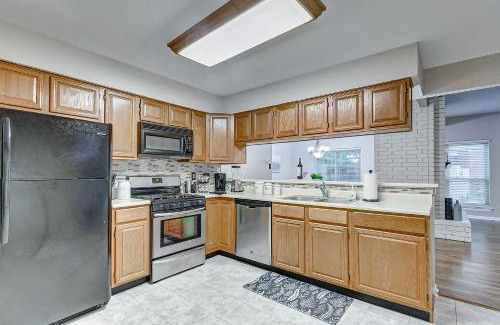 Indian Springs House | Pool & Spa! Whimsical Heart of The Woodlands