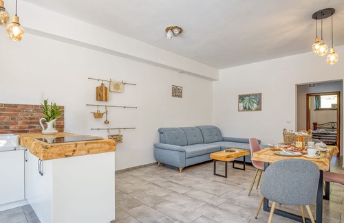 Smarje pri Jelsah Apartment | Pool Suite Hemp, Podplat, Slovenia