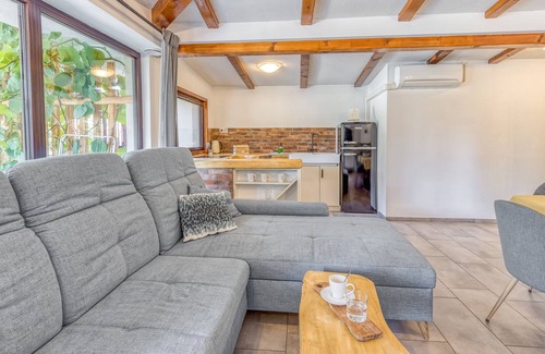 Smarje pri Jelsah Apartment | Pool Suite Pumpkin, Podplat, Slovenia