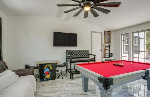 Dover House | Pool Table, Fire Pit Spacious Home in Dover!