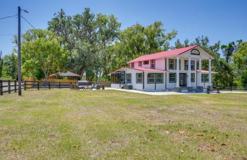 Dover House | Pool Table, Fire Pit Spacious Home in Dover!