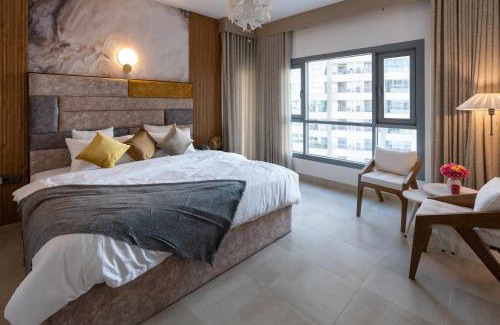 Jeddah Apartment | Pool View 2-Bedroom Apartment