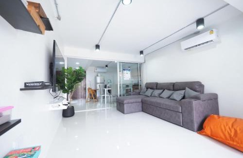 Si Racha Villa | Pool villa 3 BR 10 Persons 5-min to tiger zoo - Njoy Pool villa